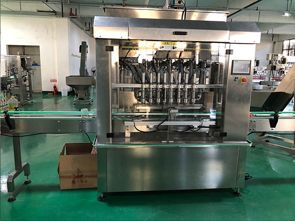 香辣醬灌裝生產(chǎn)線