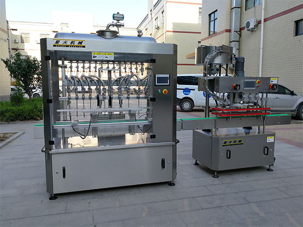 自動(dòng)食用油灌裝機(jī)