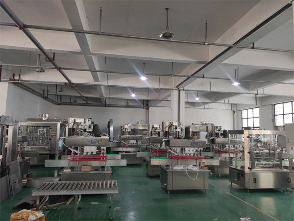桶裝醬料灌裝生產線設備在市場中逐漸站穩(wěn)腳跟