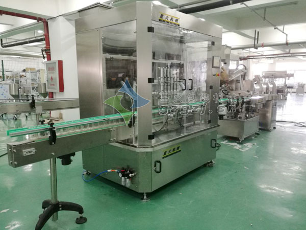 牛肉醬灌裝真空旋蓋生產(chǎn)線(xiàn)