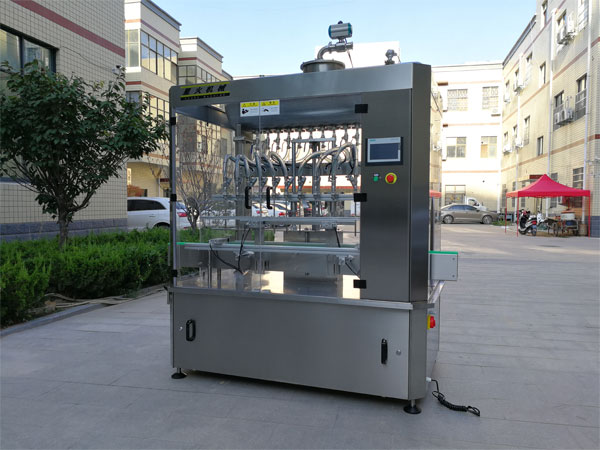 桶裝醬料灌裝生產(chǎn)線設備在市場中逐漸站穩(wěn)腳跟