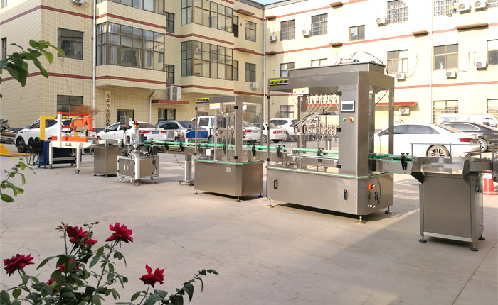 小型大豆油灌裝生產(chǎn)線(xiàn)-油類(lèi)灌裝機(jī)生產(chǎn)線(xiàn)設(shè)備